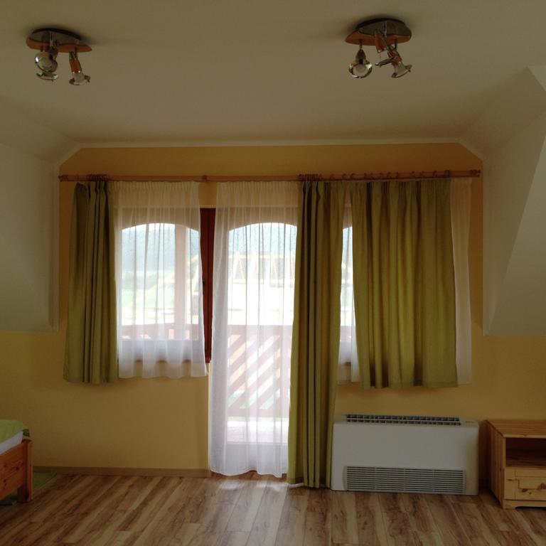 ホテル Vidor Vendeghaz Demjén 部屋 写真